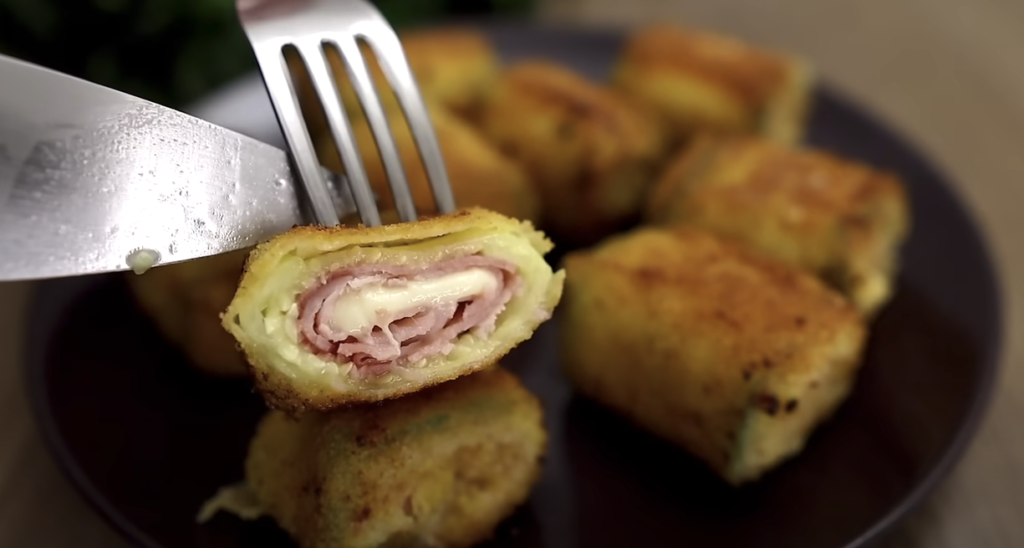 Τηγανητά τραγανά κολοκυθάκια CORDON BLEU γεμιστά με ζαμπόν και τυρί - μια τραγανή λιχουδιά!