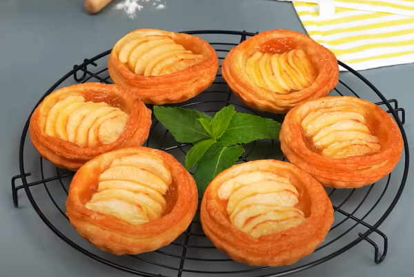 Για αυτά τα τέλεια cupcakes χρειάζεστε μόνο αυτά τα λίγα συστατικά!