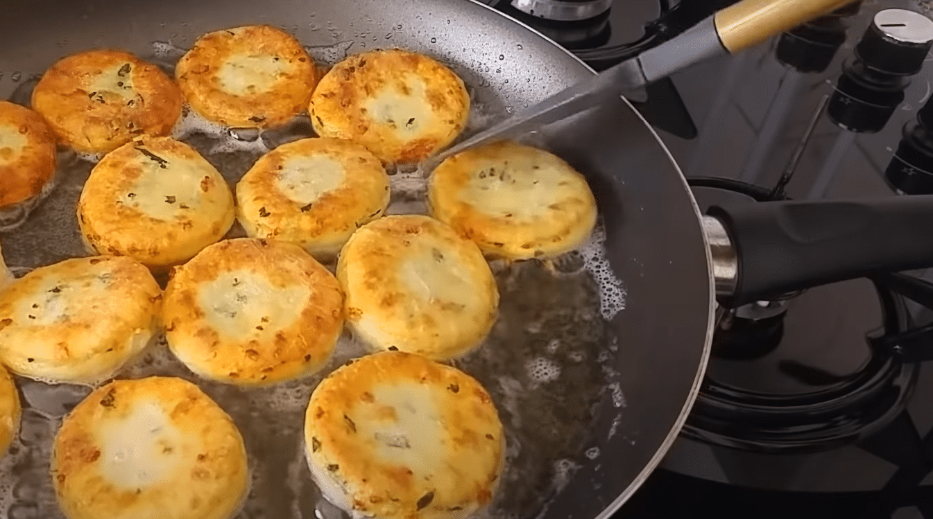 Fried Cheese Ducats: Έχετε τελειώσει σε 15 λεπτά!