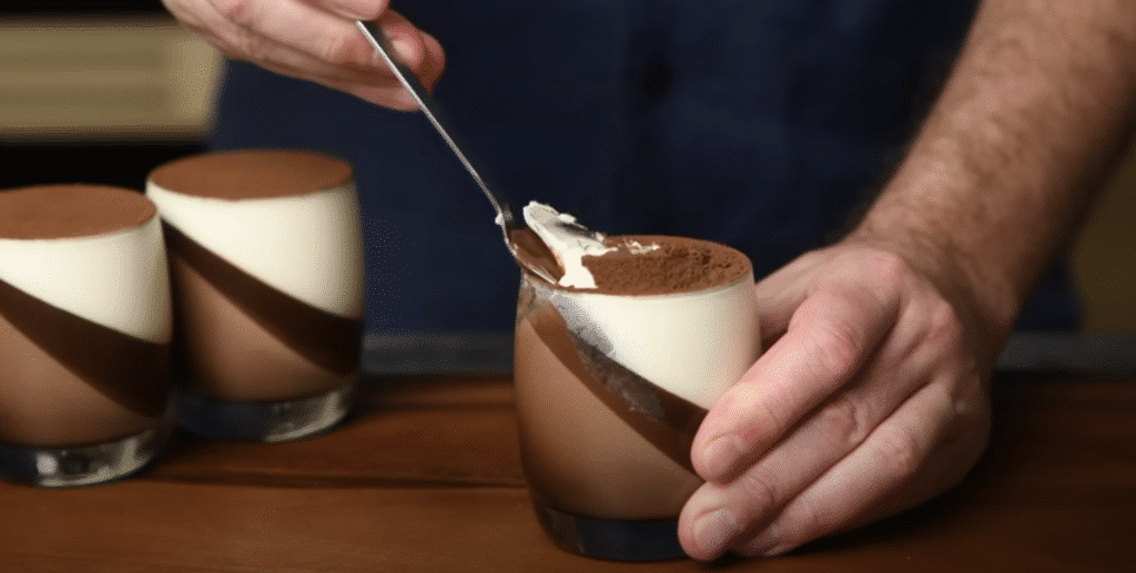 Perfect Chocolate Three -Layer Virgin Cotta σε γυαλιά - ουρανός στο στόμα!