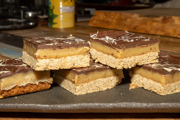 Πάντα κάνω ειδικές περιπτώσεις. Το Millionaire Cake προσελκύει τη γλυκύτητά του.