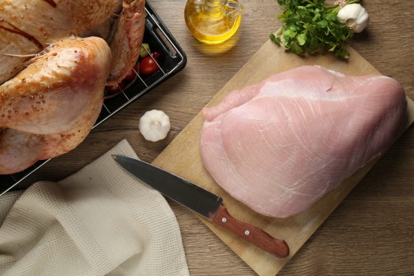 Το κρέας της γαλοπούλας είναι πάντα ξηρό; Προετοιμάστε αυτήν τη μαρινάδα και είναι ζουμερό και γεμάτο γεύση